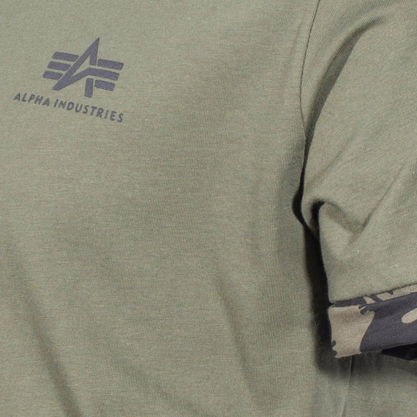 T-Shirt Roll-Up Sleeve brushstroke green