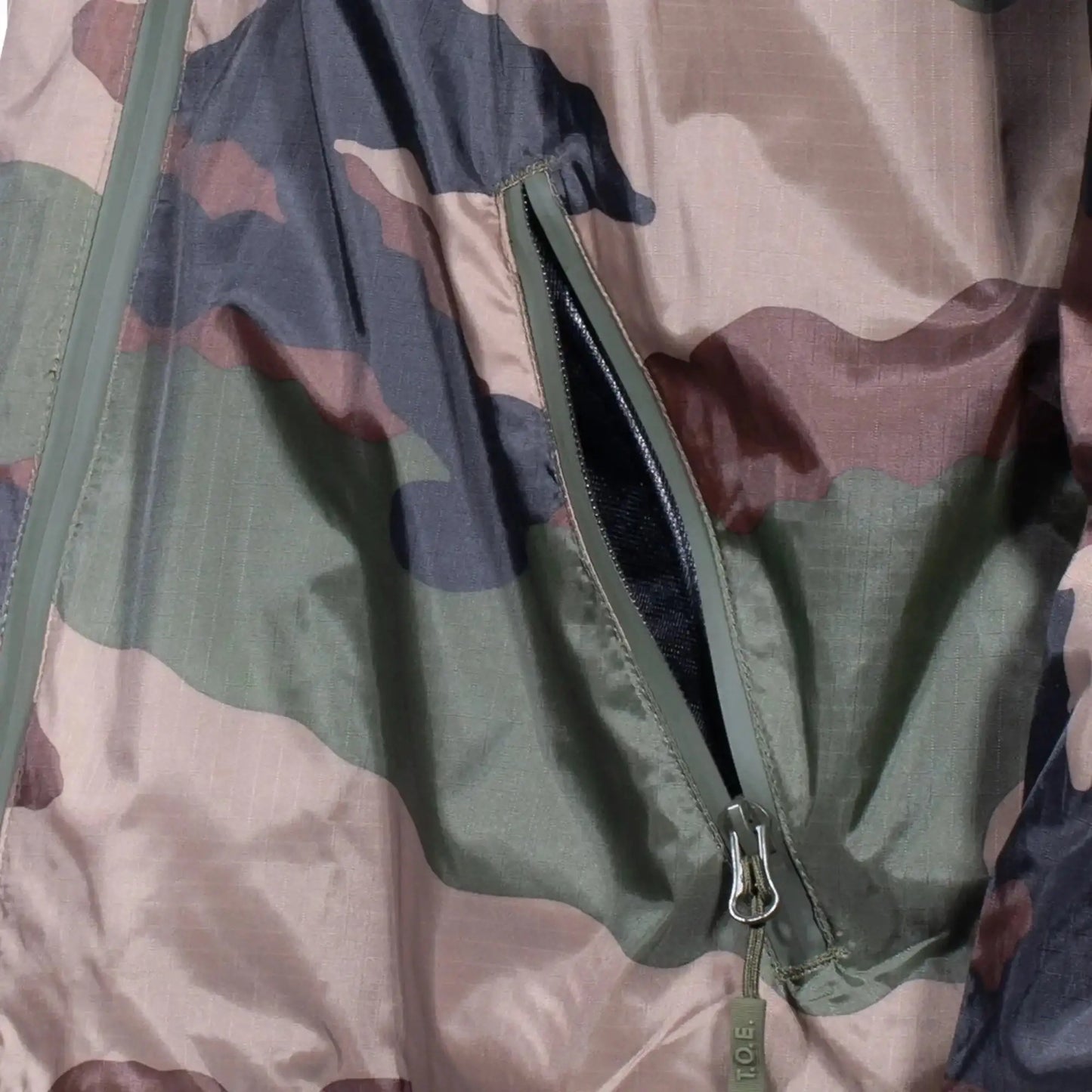 a10-equipment-regenjacke-ultra-light-cce-tarn-ansicht-4