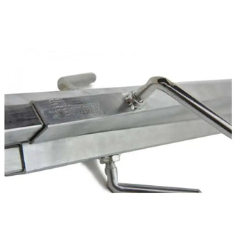 Trépied avec chaîne et crochet