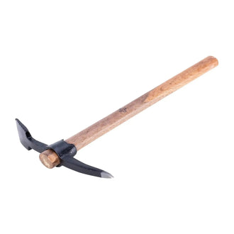 Pioche de pionnier suisse avec manche en bois