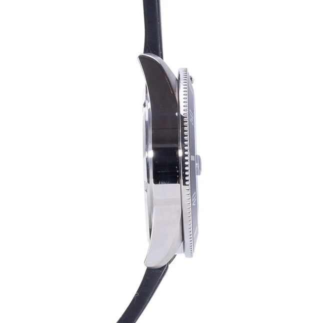 m-watch-uhr-mondaine-aqua-steel-41-ansicht-3