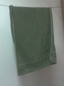 Handtuch oliv 120 x 60 cm